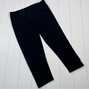 Fabletics Black Crop Leggings Sz Medium